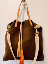 Load image into Gallery viewer, Palomba Suede Tote