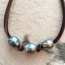 Precious Tahitian on Leather