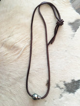 Precious Tahitian on Leather