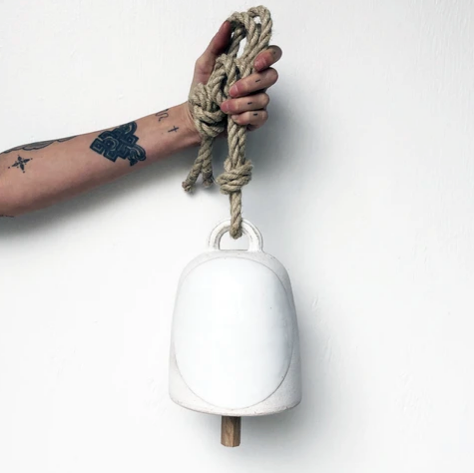 MQuan Thrown Bell Round: Full Moon White